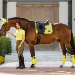 LeMieux Loire Polo Bandages 4 Pack 30 LeMieux Loire Polo Bandages 4 Pack -Horse Supplies Sale it02704 lifestyle loirepolobandages kiwi 1 1 jpg